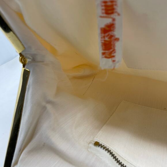 Vintage La Regale White Plastic Pearl Beaded Handbag Purse 60s Regency MCM - Picture 12 of 14